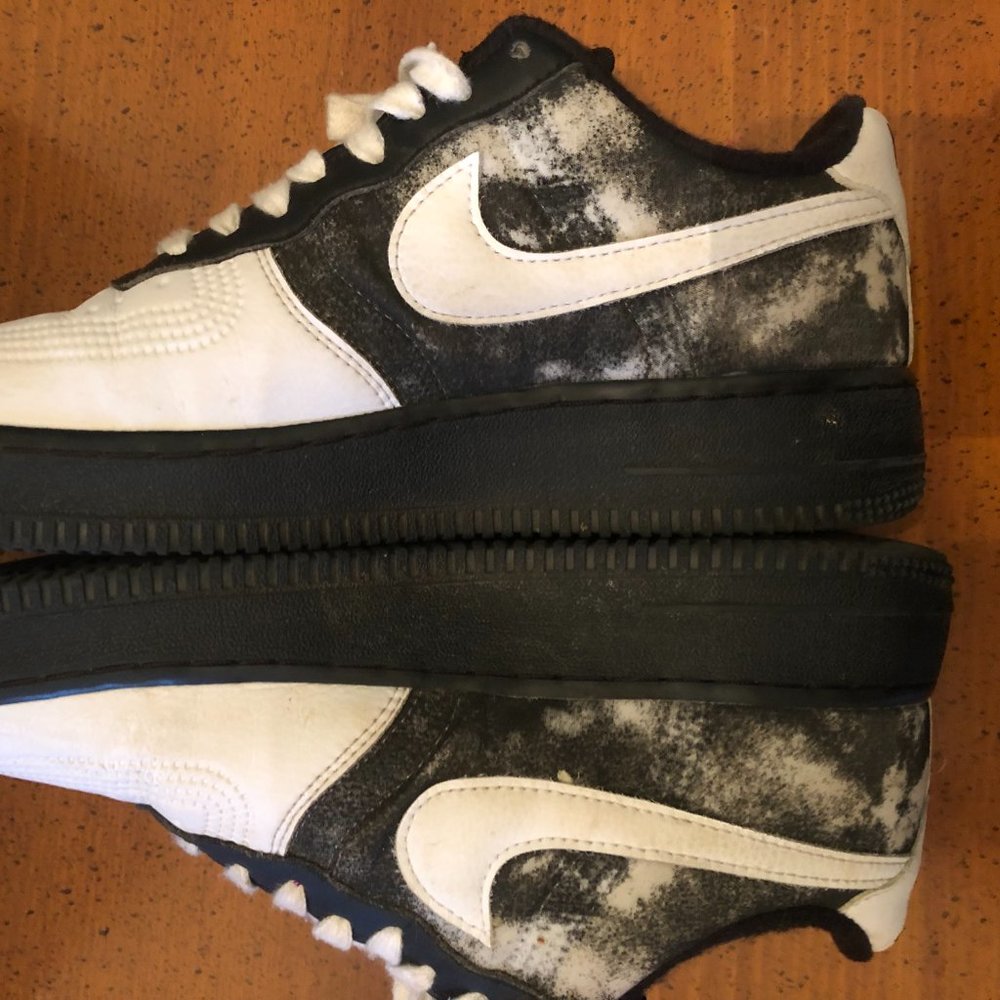 Custom Black and White NIKE AIR Sneakers - Size 7M or 8.5W - Picture 6 of 10